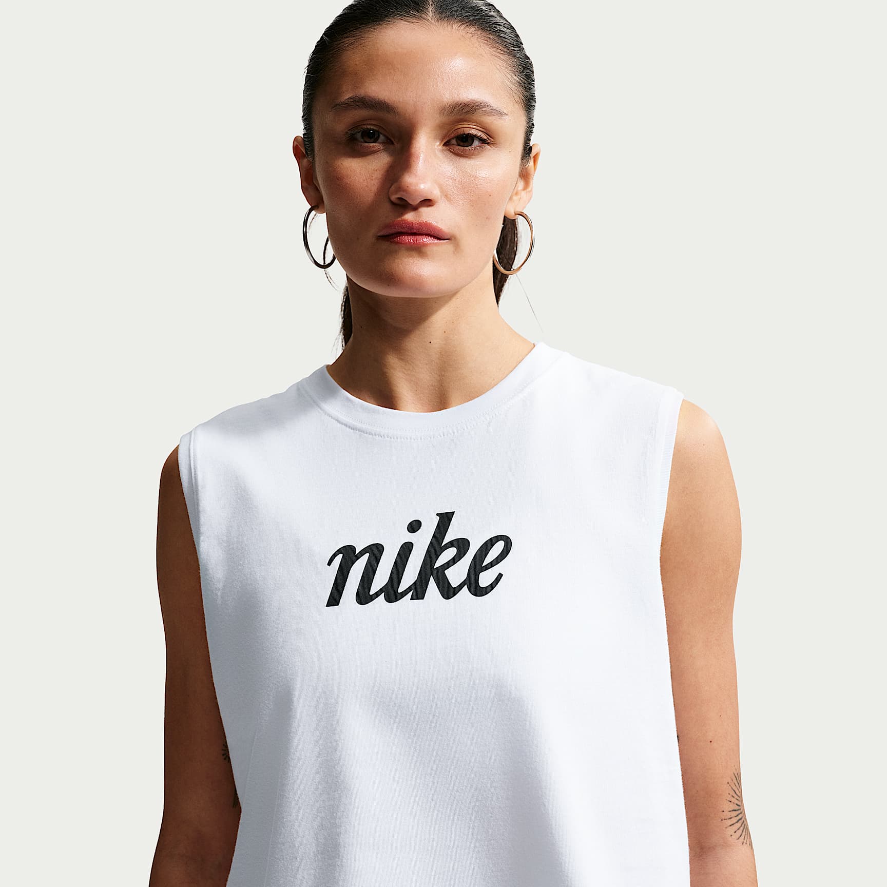 Nike Sportswear Club Women's Loose Cropped Tank Top. Nike.com